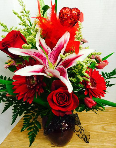 Anniversary flowers Menomonee Falls