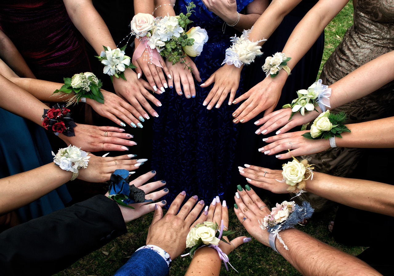 Homecoming Prom School Dance Corsages & Boutonnieres Elm Grove